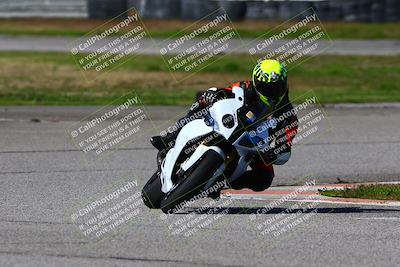 media/Jan-21-2023-Fastrack Riders (Sat) [[fcf3f88a30]]/Level 2/Session 4 Turn 6-Mountian Shot/